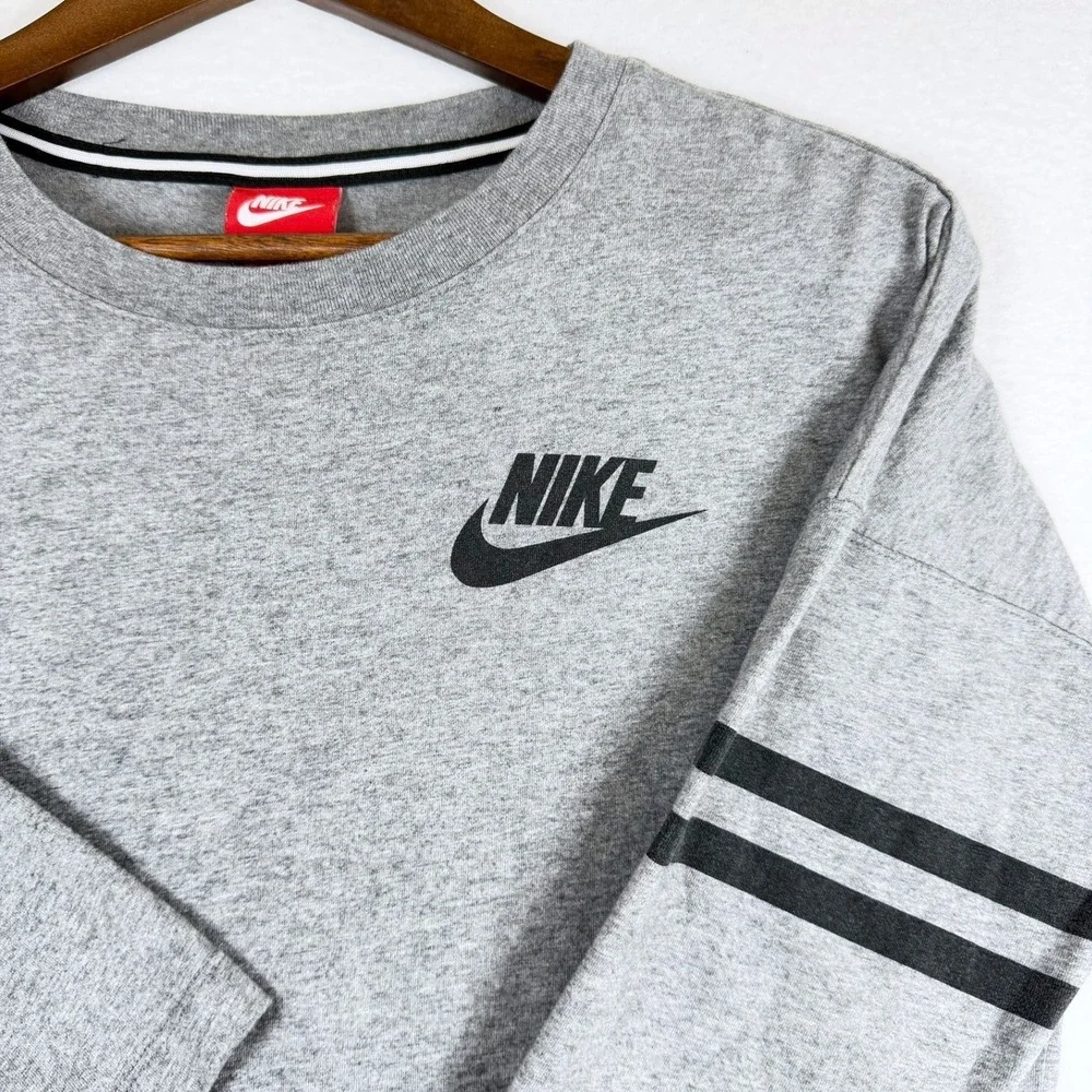 Nike Women Gray Just Do It 3/4 Sleeve Graphic T-Shirt Curved Hem 904771-091 M